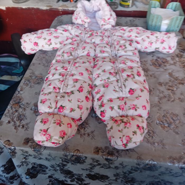 комбинезон  для 1 . 2месяца зимний