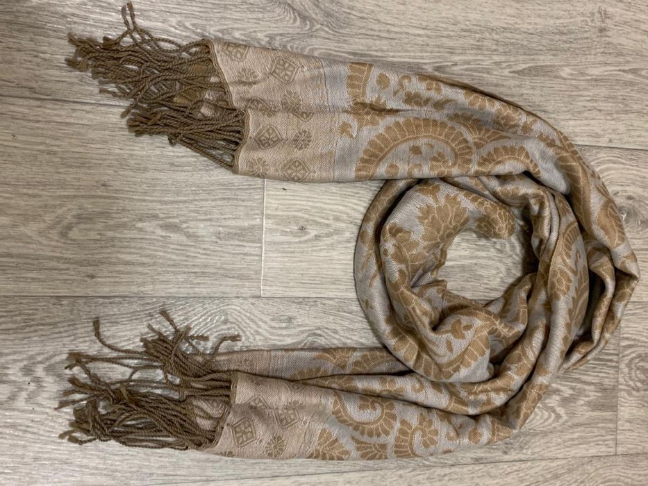 Шарфы, палантины, снуды