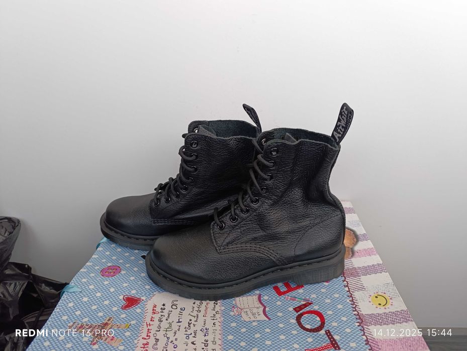 Dr. Martens 1460 Pascal Mono''оригинални дамски боти 40 номер