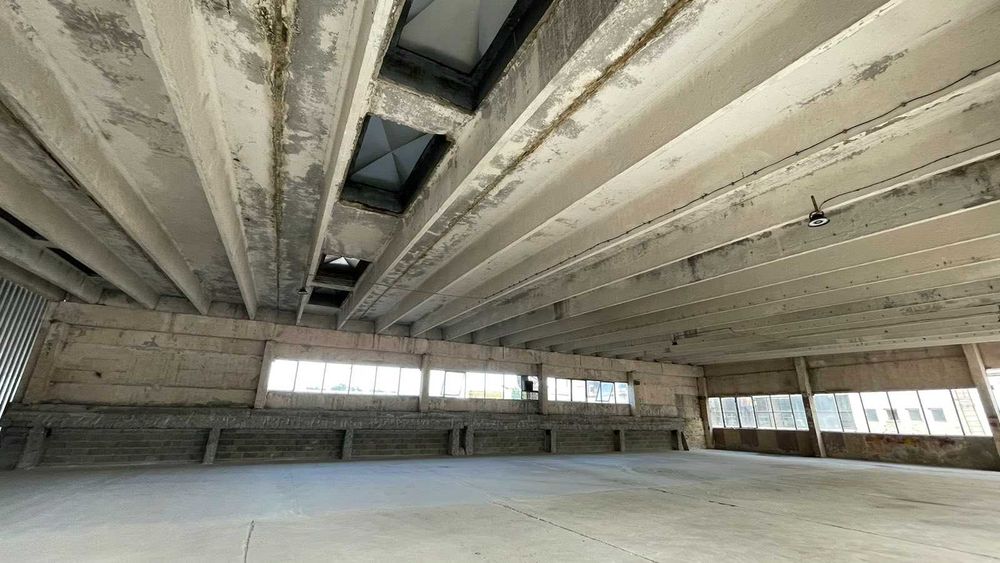 Дава се под наем Склад в Варна, Западна промишлена зона - 540 кв.м за 1927.8 € - Снимка #2