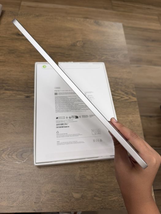 Apple iPad Air 11 - inch (M3)