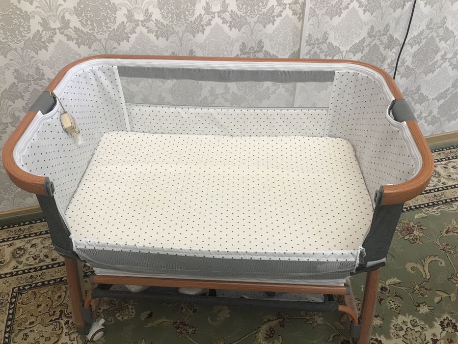 Продам манеж кровать