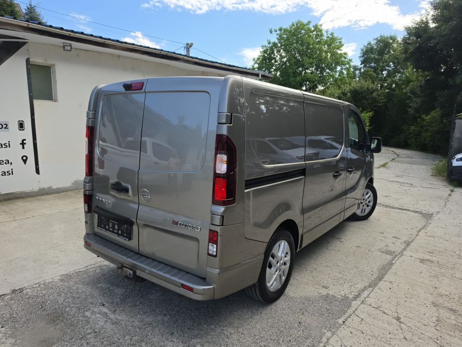 Opel Vivaro/renault trafic 1.6cdti 120cp garantie/livrare