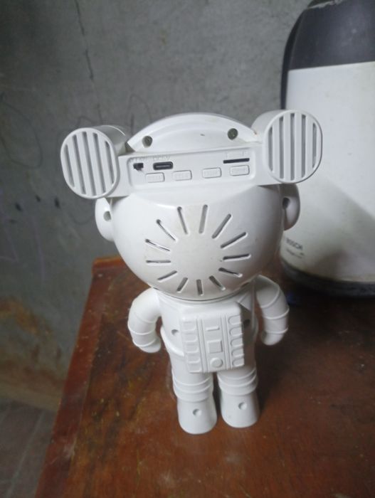 Блютуз робот калонка сатылады срочно