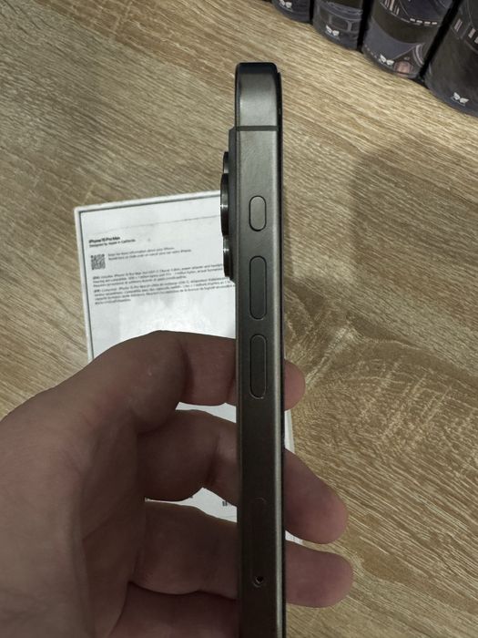 Продам Iphone 15 pro max