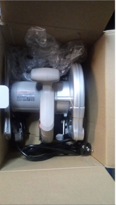 Дисковая пила 1200 ват