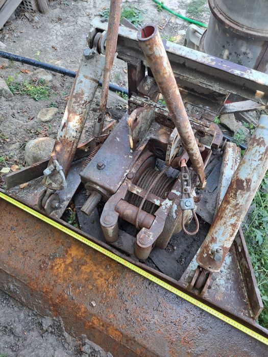 Troliu lemne tractor