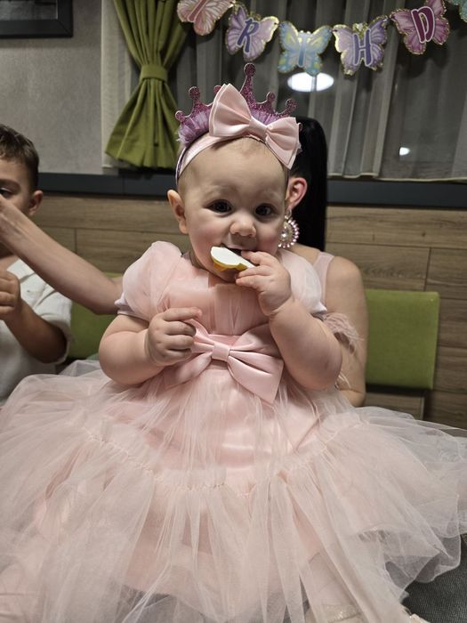 Рокличка в розова 18-24 месеца