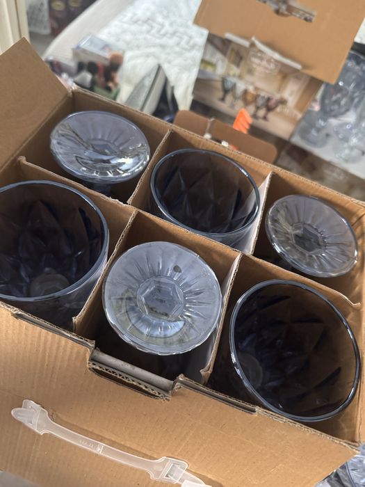 Стаканы новые  24 шт