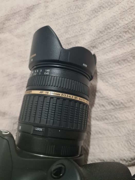 Obiectiv Tamron 18-200mm f/3.5-6.3 pentru Canon (All-in-one)