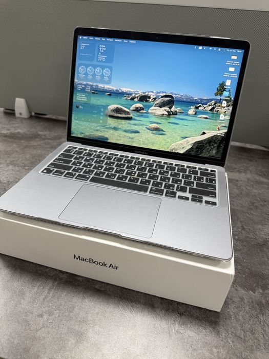 MacBook Air with Apple M1