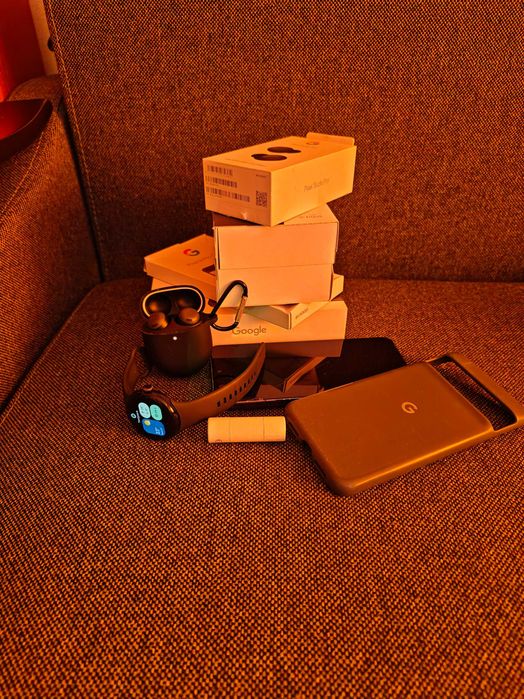 Google Pixel 8 Pro (pentru recarosat)+Watch 2+Pixel Buds Pro+Pixel 8 Pro Case
