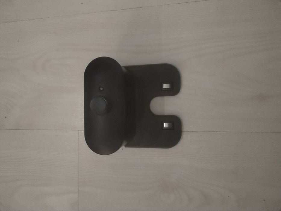 Прахосмукачка робот midea