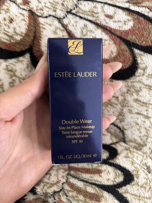 Estee lauder тональка и база
