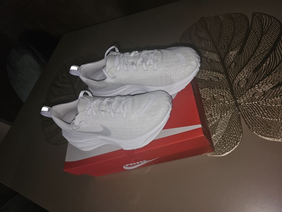 Маратонки найк zoom