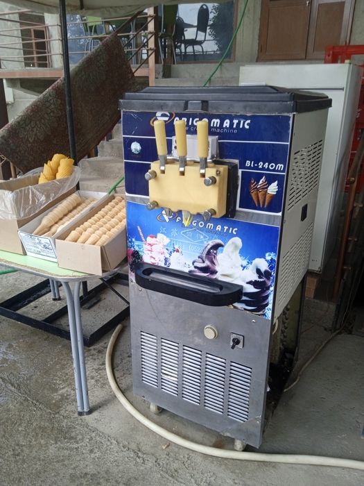 Срочно сотилади фрезир 3фазали