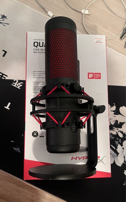 Продам микрофон hyper x quadcast