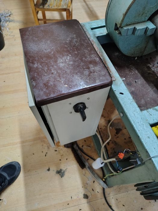 Машина за плетене на оградна мрежа