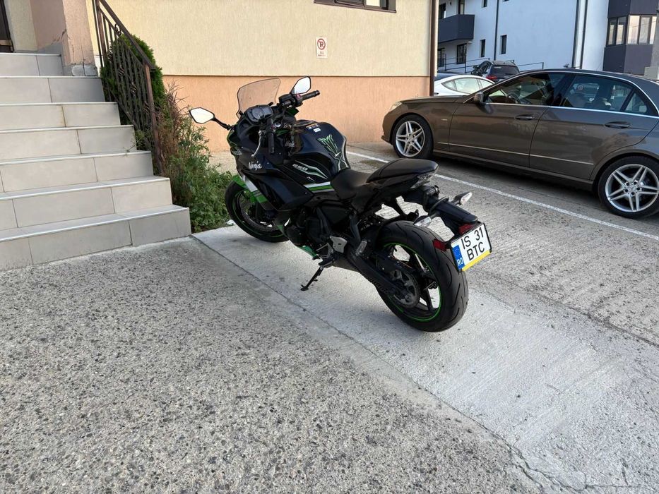 Kawasaki Ninja 650, impecabila, 68cp, 10.000km