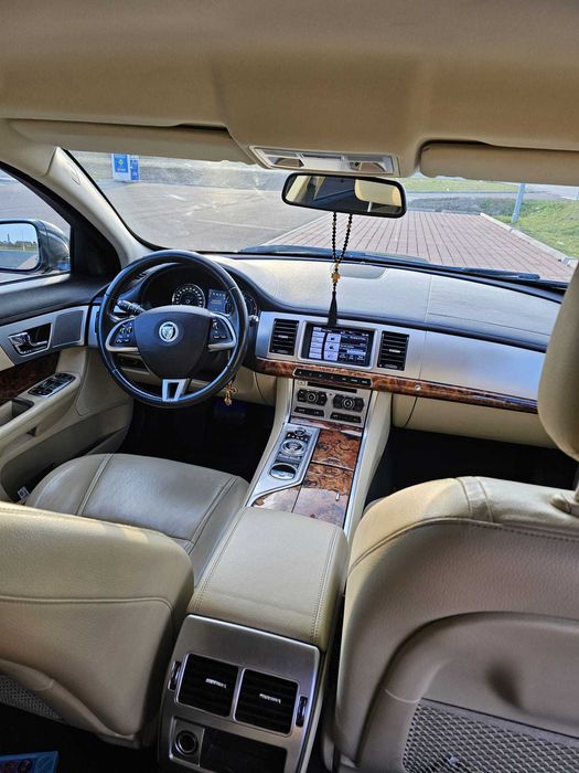 Jaguar XF 2.2 Diesel Luxury