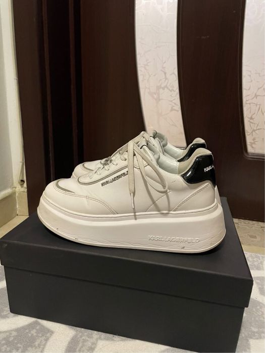 Karl lagerfled обувки