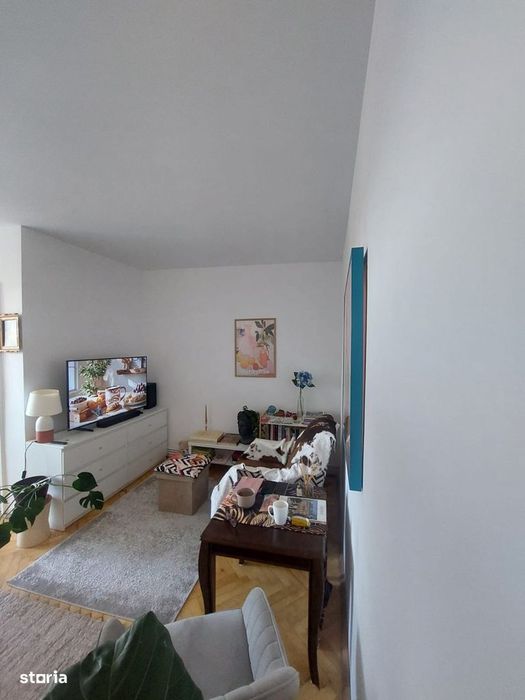 Etajul 8! Apartament cu 1 Cam Dec in zona Tătărași/Piata Chirilă! Iași