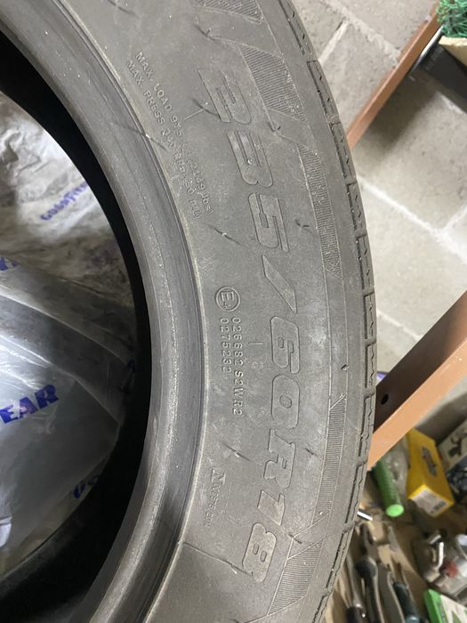 Продам шины 235/60 R18 б/у