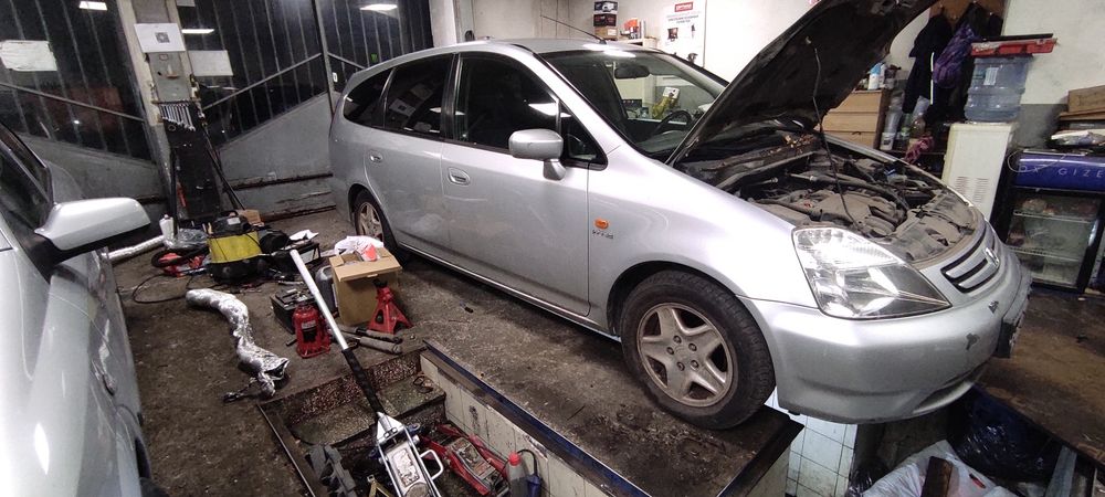 Honda civic 6gen и Stream  на части