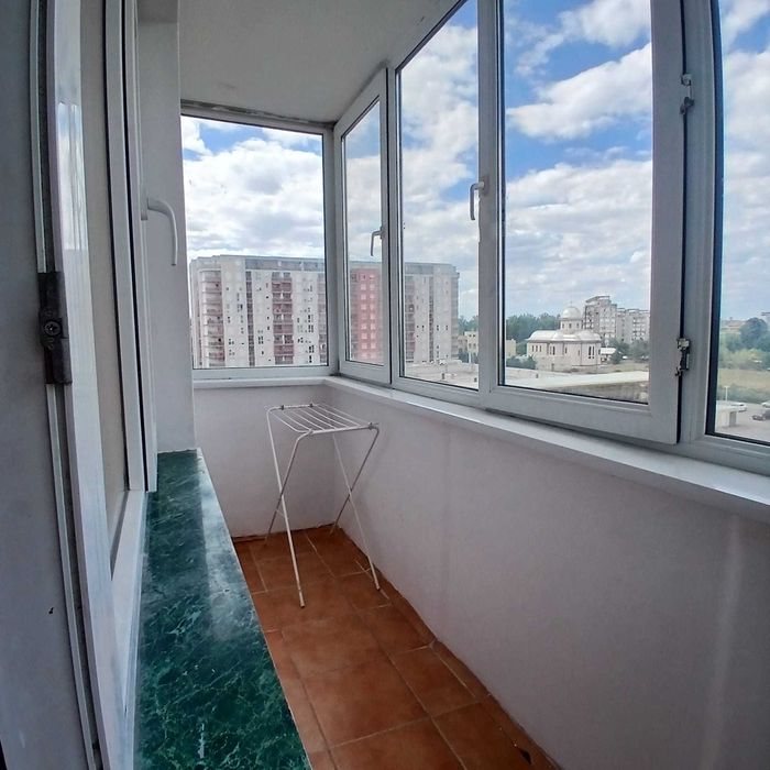 Vând apartament cu 1 camera cu balcon, ascensor zona 300, Bila