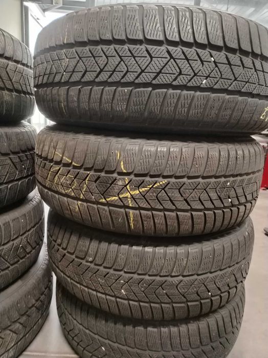 4бр.зимни гуми 225/55/17 Pirelli