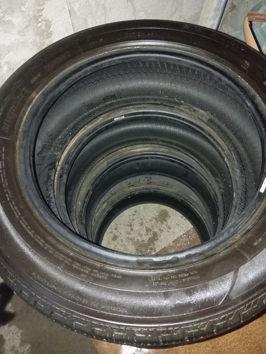 Продам шины,всесезонка,215/60/R17.