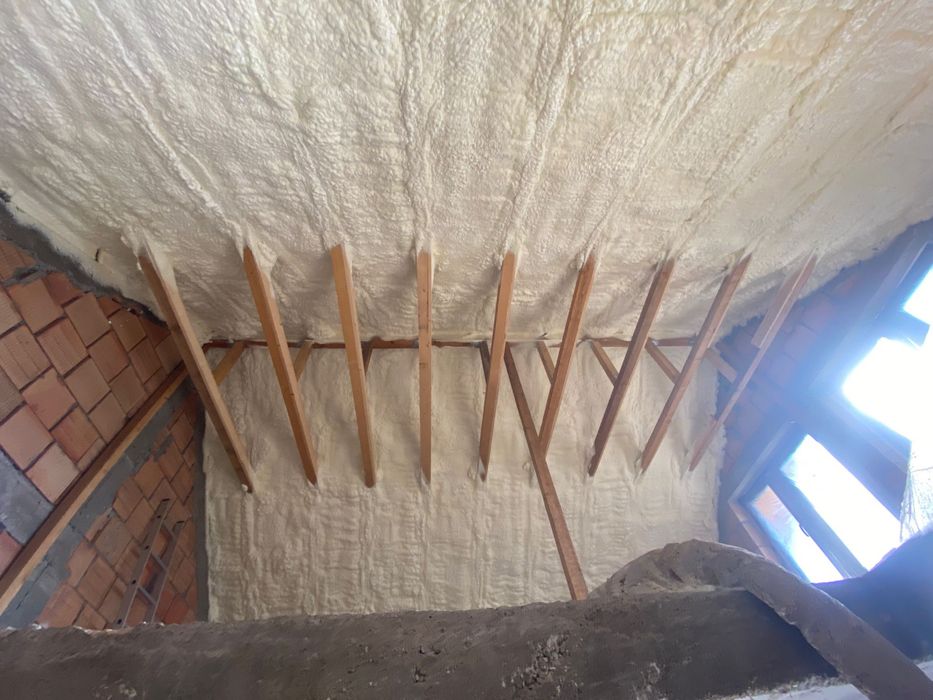 Izolatii spuma poliuretanica