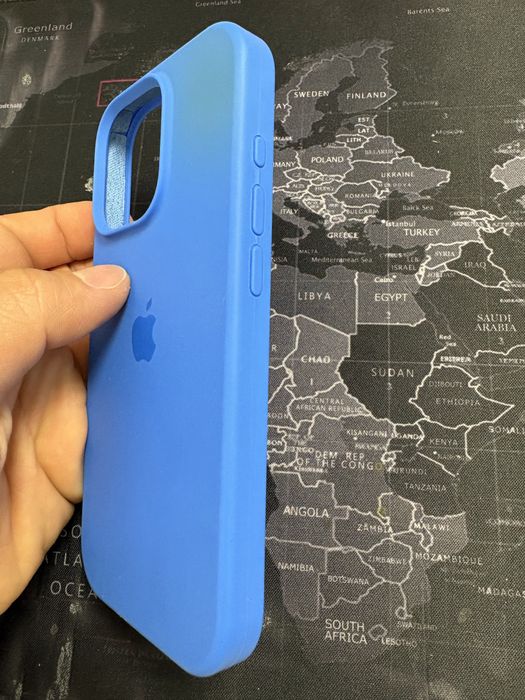Husa iPhone 16 Pro Blue cu microfibra