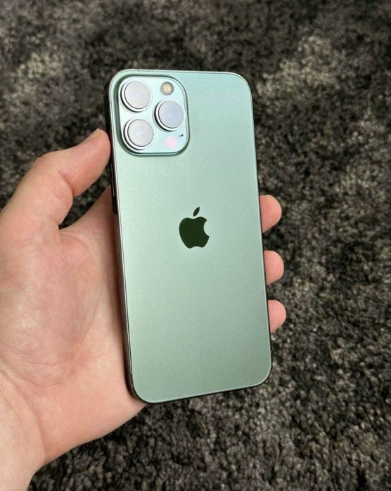 Продам айфон 13 про