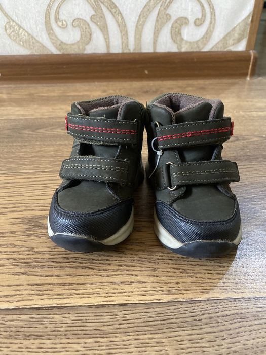 Детский комбинезон +ботинки