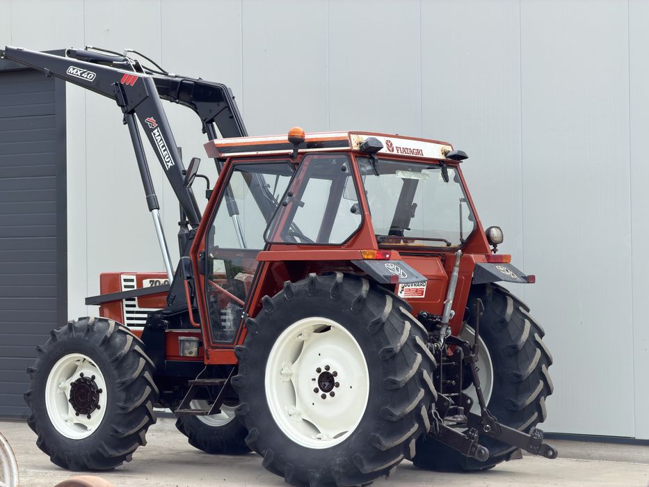 Tractor Fiat Agri 70 90 Incarcator Maillux MX 40 cabina  SuperComfort import  Belgia New Holland Case Claas John Deere Fiat 80 90 Fiat 88 94