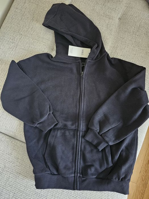 Продавам нови карго панталони на NEXT за момче - 146см.и суитшърт  на  M&S  за момче - 146см.