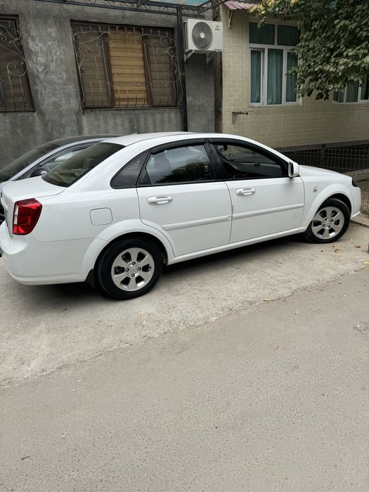 Продаю свою машину Gentra 2021 г.в.