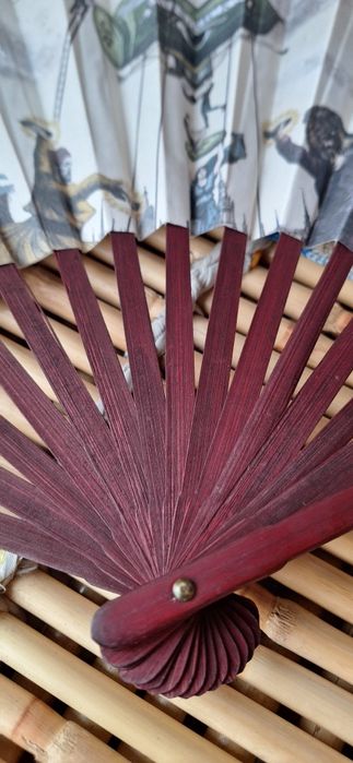 Evantai lux Hendrick's!