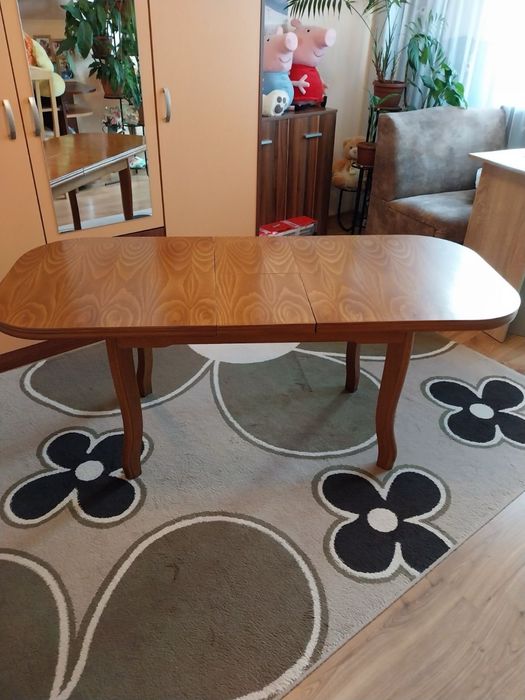 Холна маса /разтегателна/