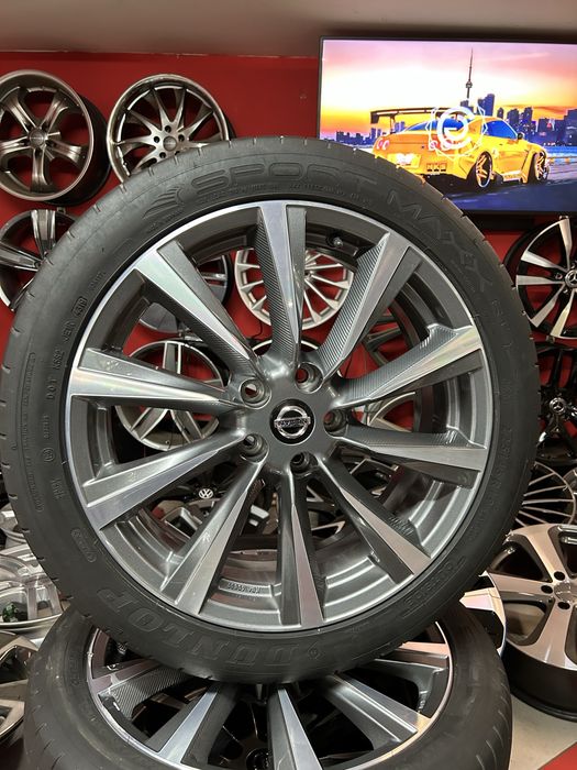 Джанти с Гуми 19 Цола 5х114.3 Nissan Qashqai Juke Renault Гуми 225/45/19 Dunlop