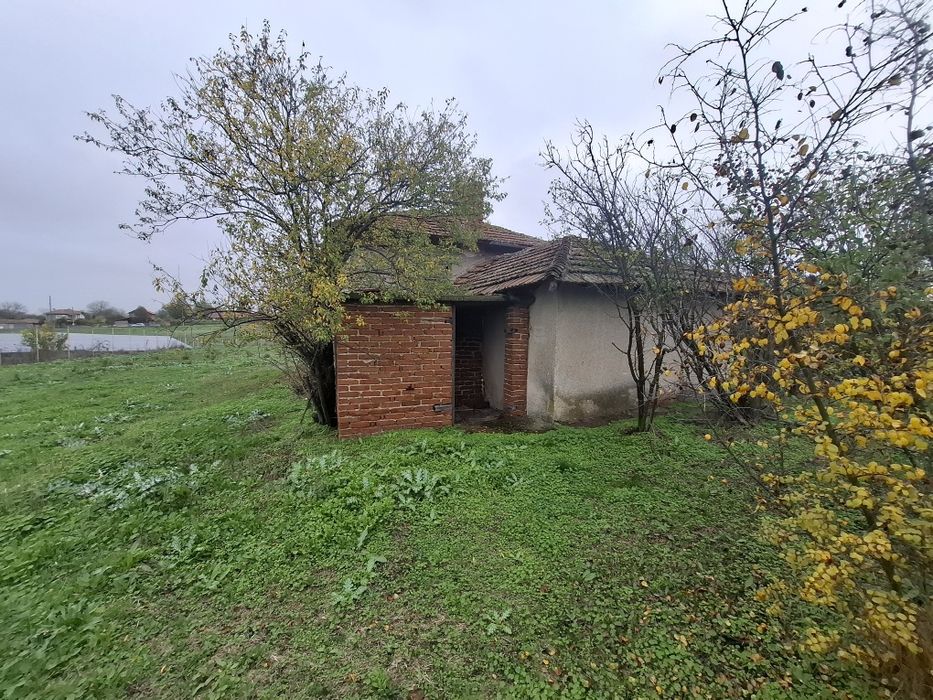 Продава се Къща в с. Гълъбинци, Област Ямбол - 100 кв.м за 41 €/кв.м - Снимка #9