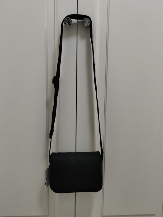 продаётся новая сумка zara