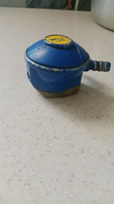 Газовыи редуктор