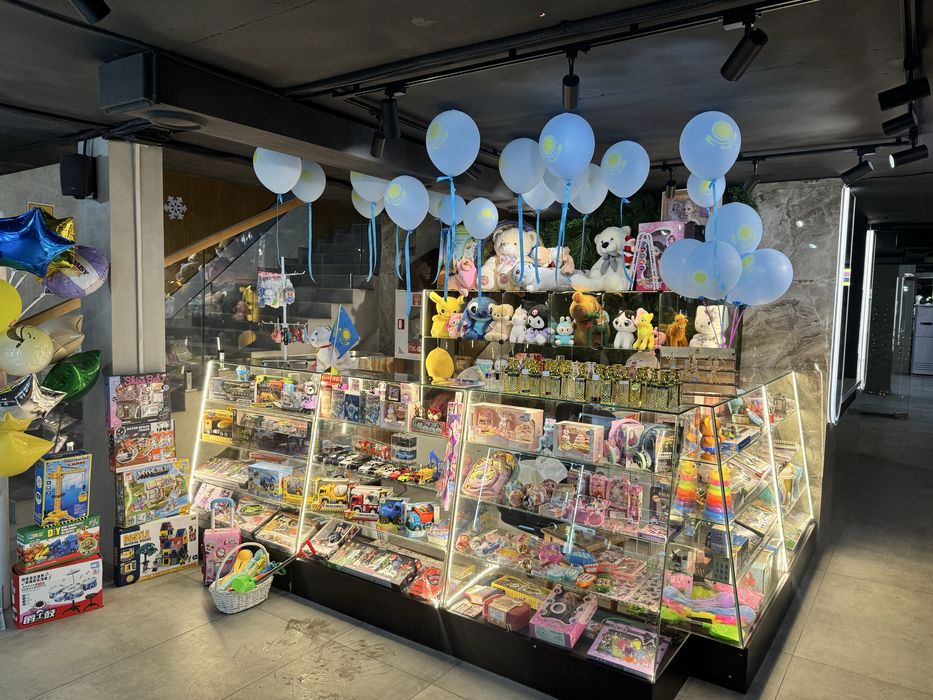 Островок игрушек