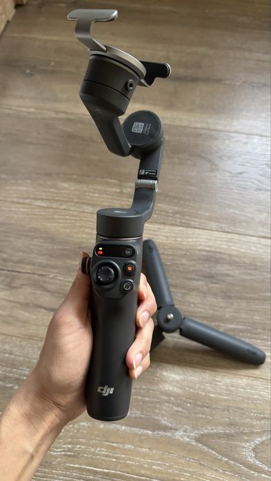 Стабилизатор DJI Osmo Mobile 6