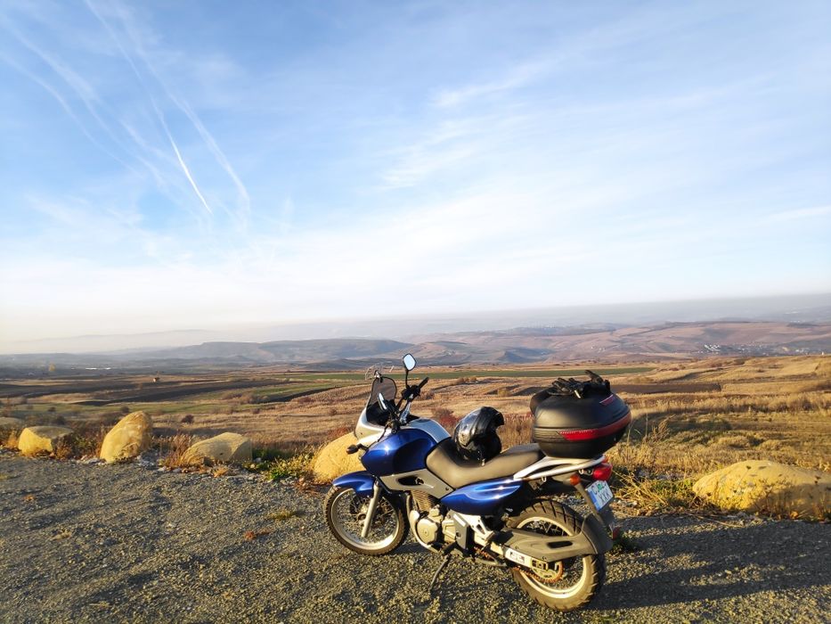 Motocicleta Suzuki Freewind XF 650