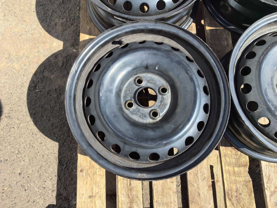 15 цола 4 х 100 мм Хюндай / Кия / Мазда / Тойота - 6 Инча / ЕТ 46