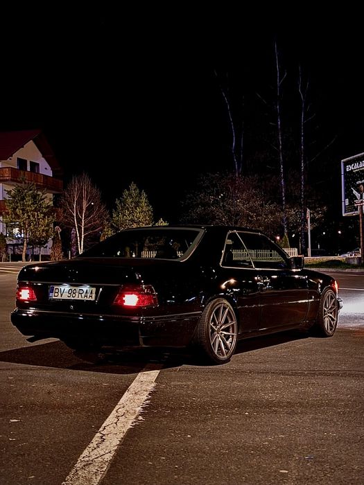 Mercedes  Benz C124 ( W124)