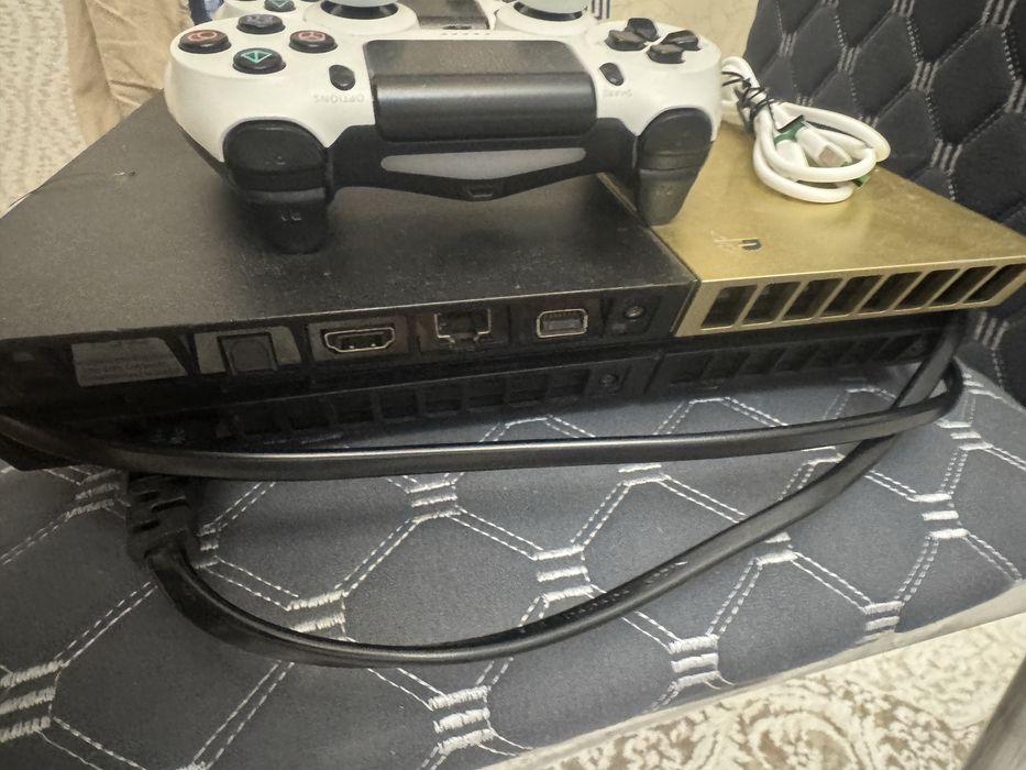 Playstation 4 Б/У